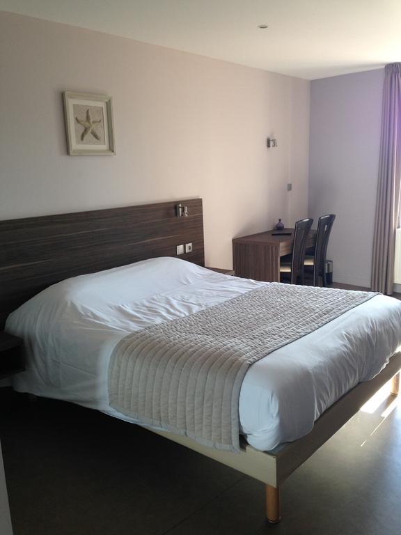 Le Relais Des Bergers Hotel Saint-Martin-en-Haut Cameră foto